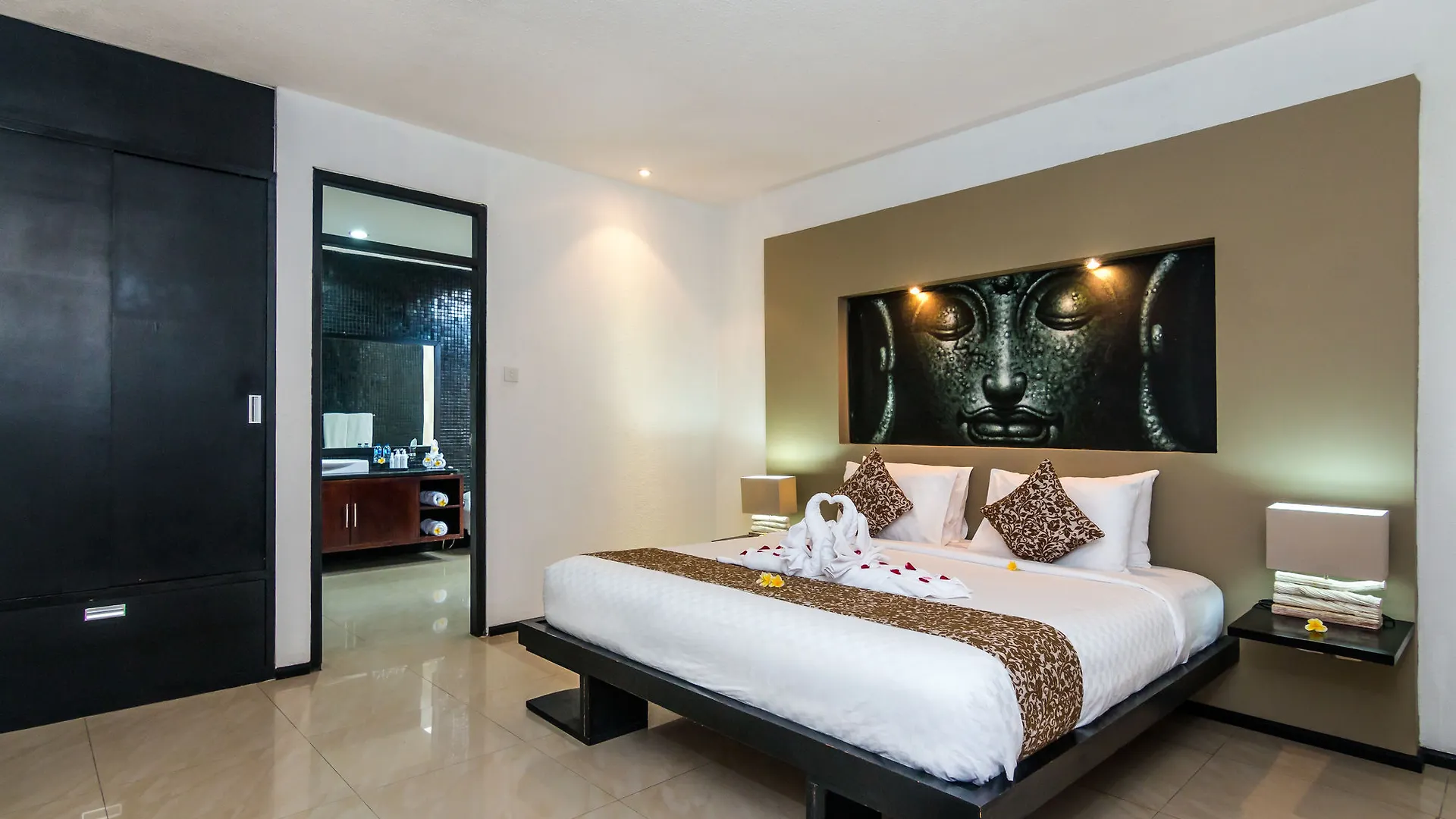 Villa La Seminyak  Indonesia